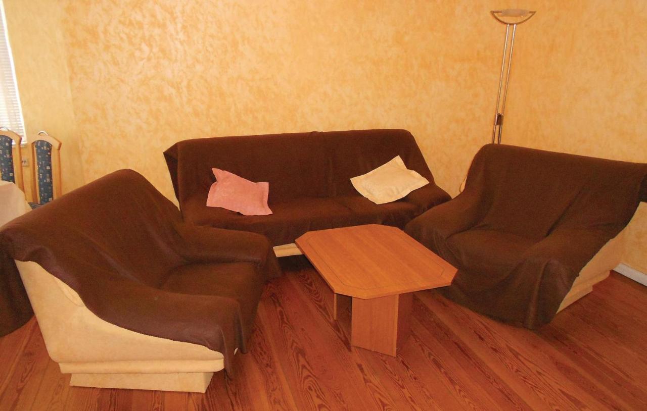 Lovely Apartment In Waren-Mueritz With Kitchen Waren  Luaran gambar