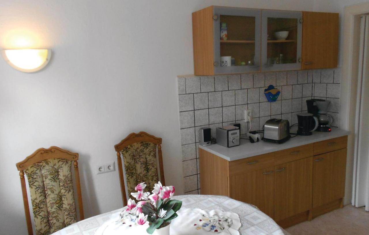 Lovely Apartment In Waren-Mueritz With Kitchen Waren  Luaran gambar